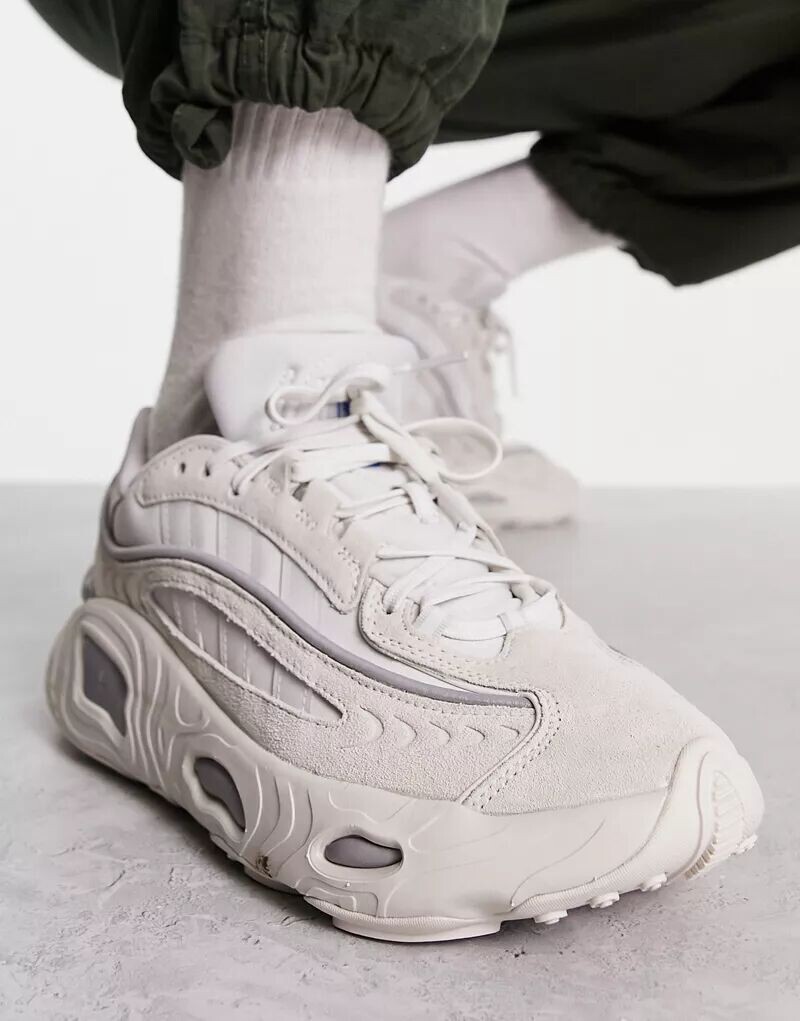 

Бело-серебристые кроссовки adidas Originals Oznova