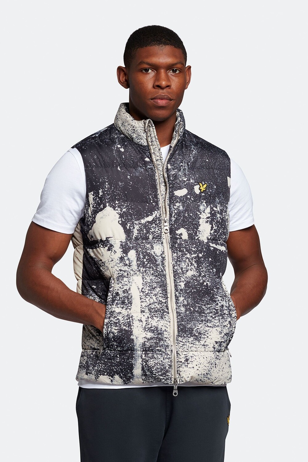 

Кремовый комбинезон с переливным принтом Lyle & Scott, бежевый
