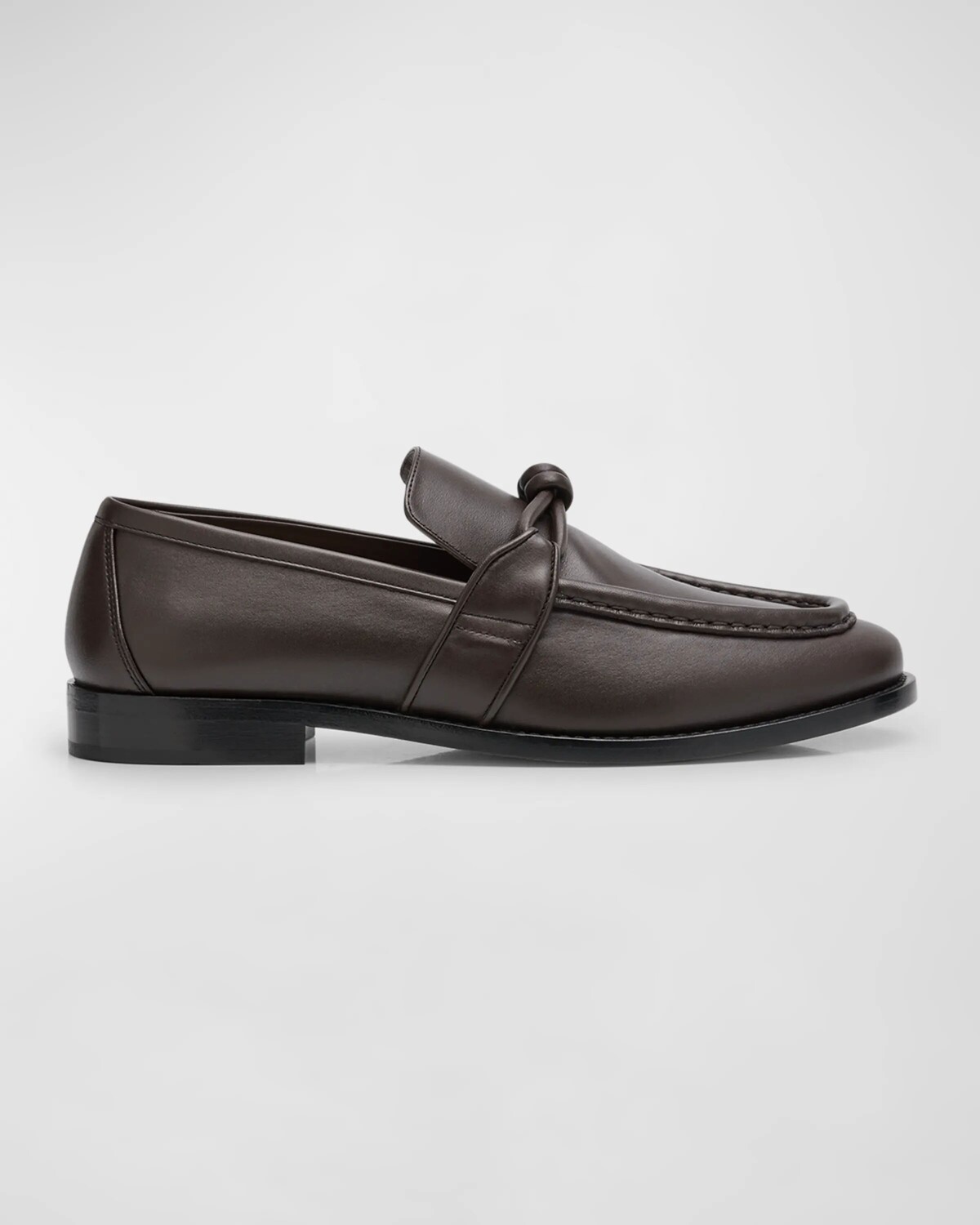 

Мужские кожаные лоферы Astere с узлом Bottega Veneta, цвет Truffle