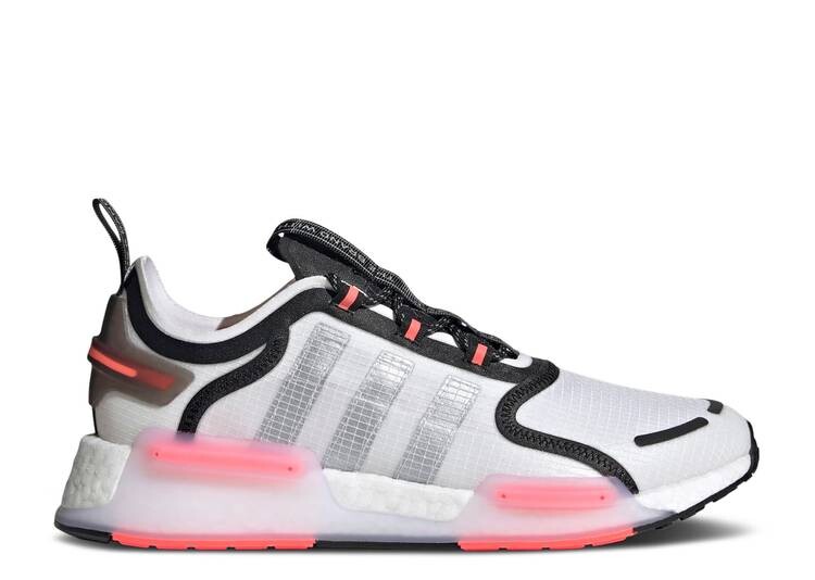 

Кроссовки Adidas NMD_V3 'WHITE MATTE SILVER', белый