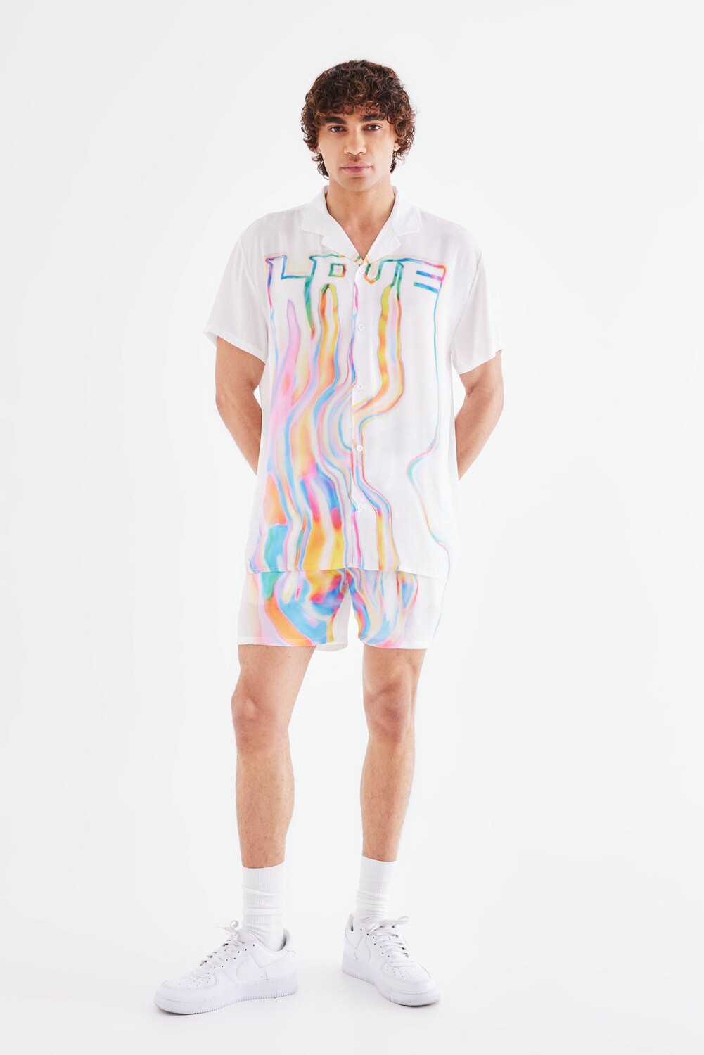 

Рубашка оверсайз с коротким рукавом и короткие рубашки love tie dye pride Boohoo, белый