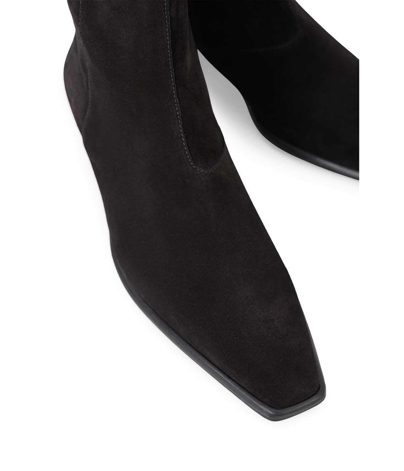 

Ботинки Vagabond Shoemakers Nella Suede Bootie, черный
