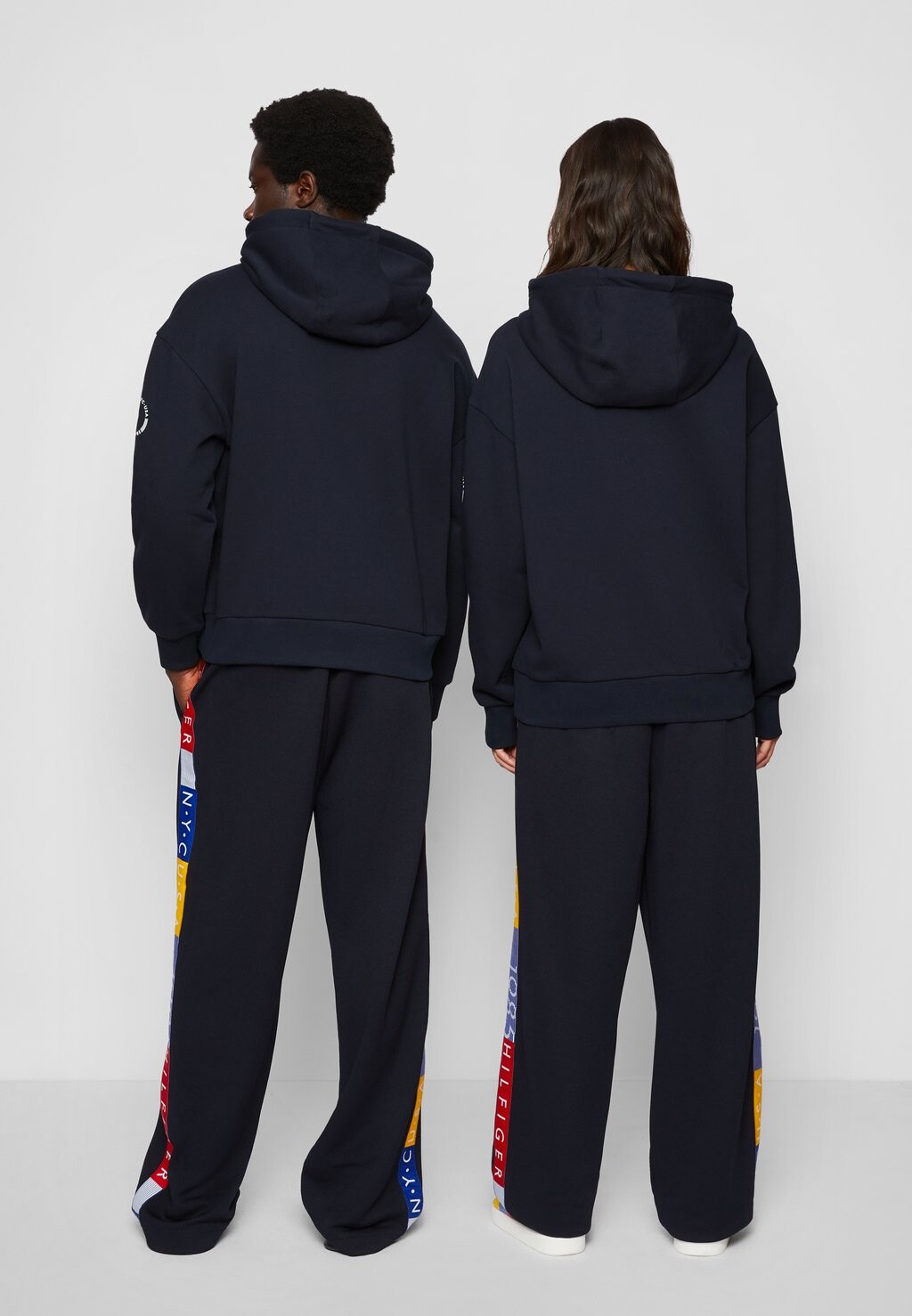 

Свитшот Exclusive Unisex Hilfiger Team Graphic Hoodie Tommy Hilfiger, темно-синий
