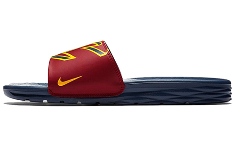 

Nike Benassi Solarsoft Nba Team красный/университетский золотой