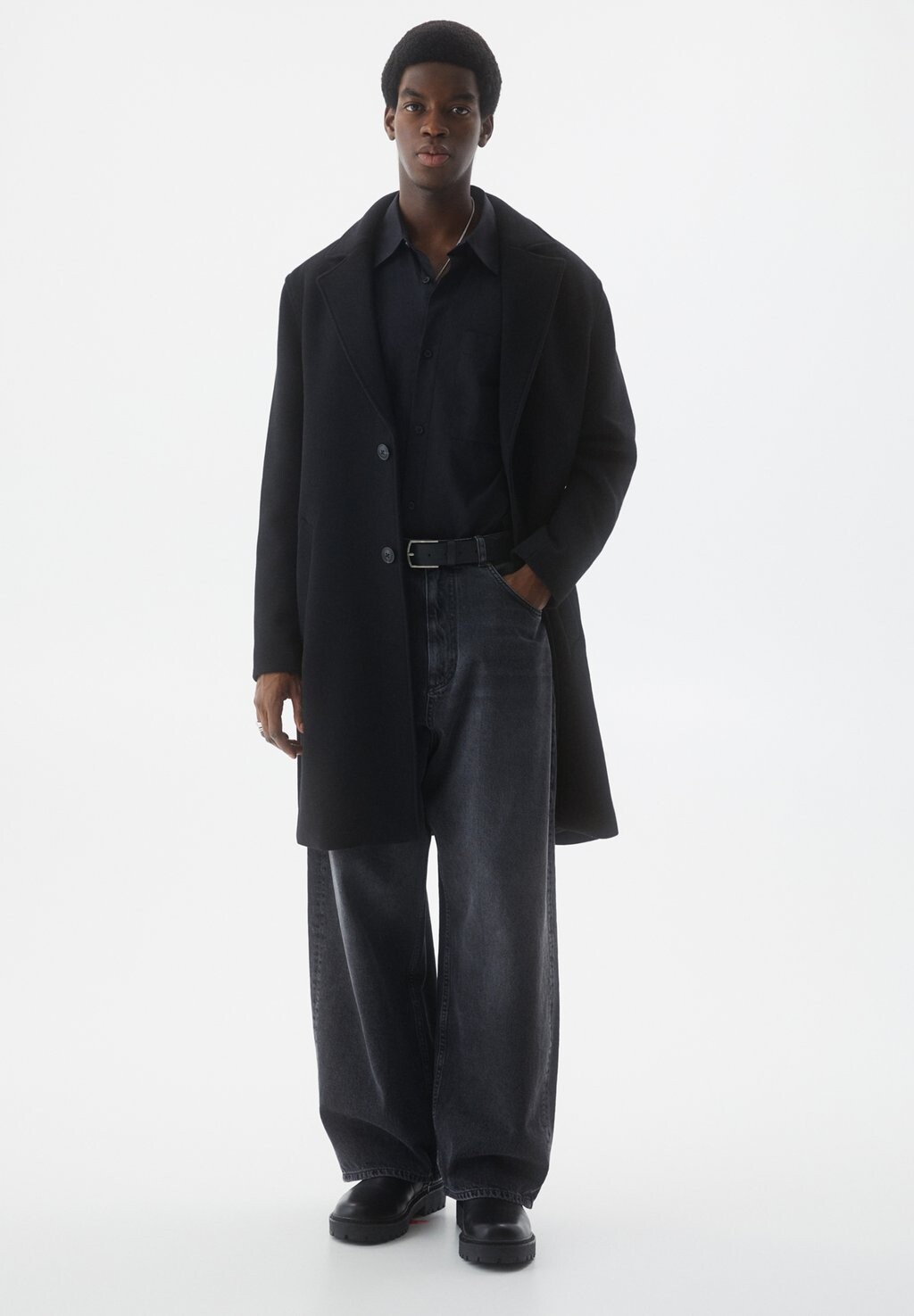 

Классическое пальто BLEND PULL&BEAR, цвет black