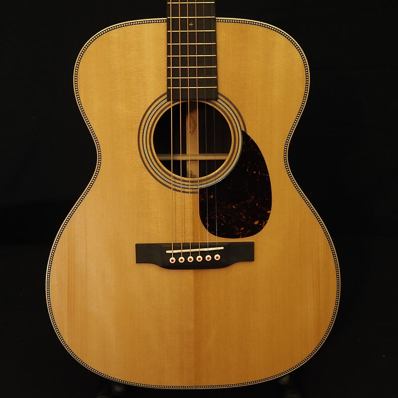 Акустическая гитара Martin OM-28 Modern Deluxe 2023