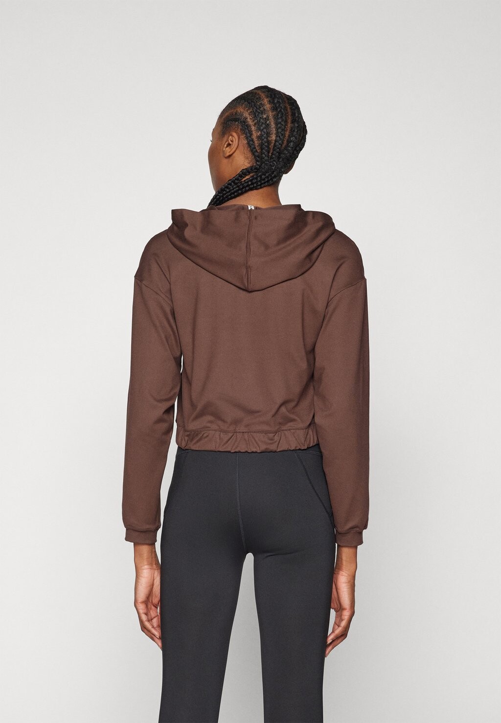 

Футболка с длинным рукавом STUDIO FOUNDATIONS HOODY Puma, коричневый