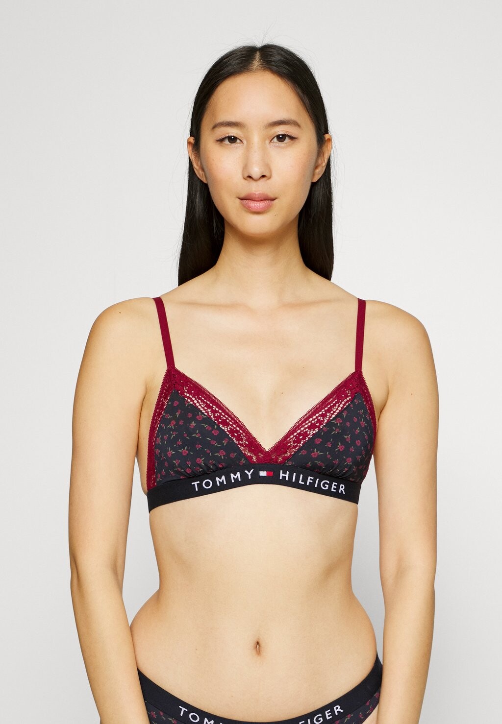 

Бюстгальтер с треугольными чашечками Tommy Hilfiger