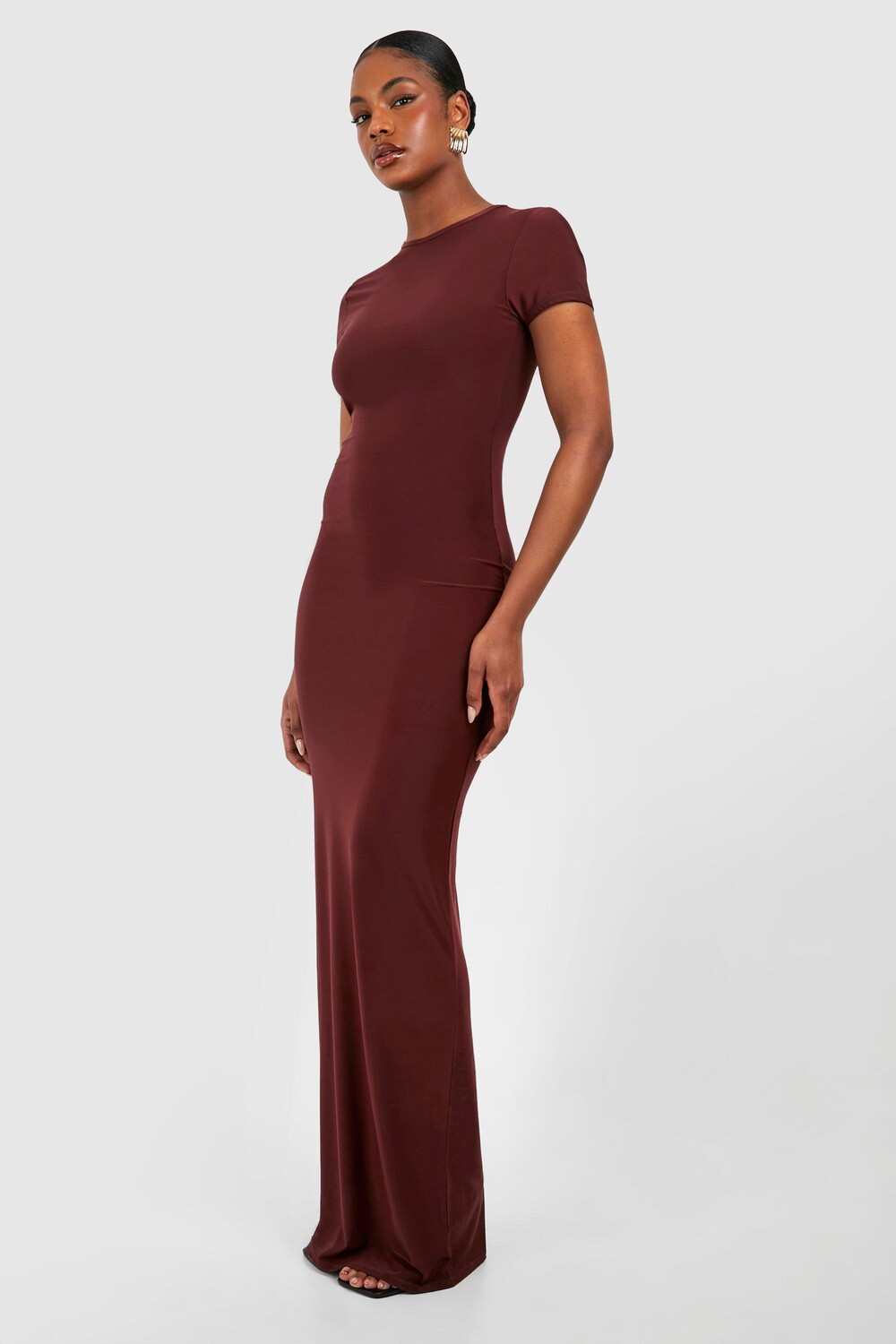 

Платье макси с облегающими рукавами Tall boohoo, коричневый