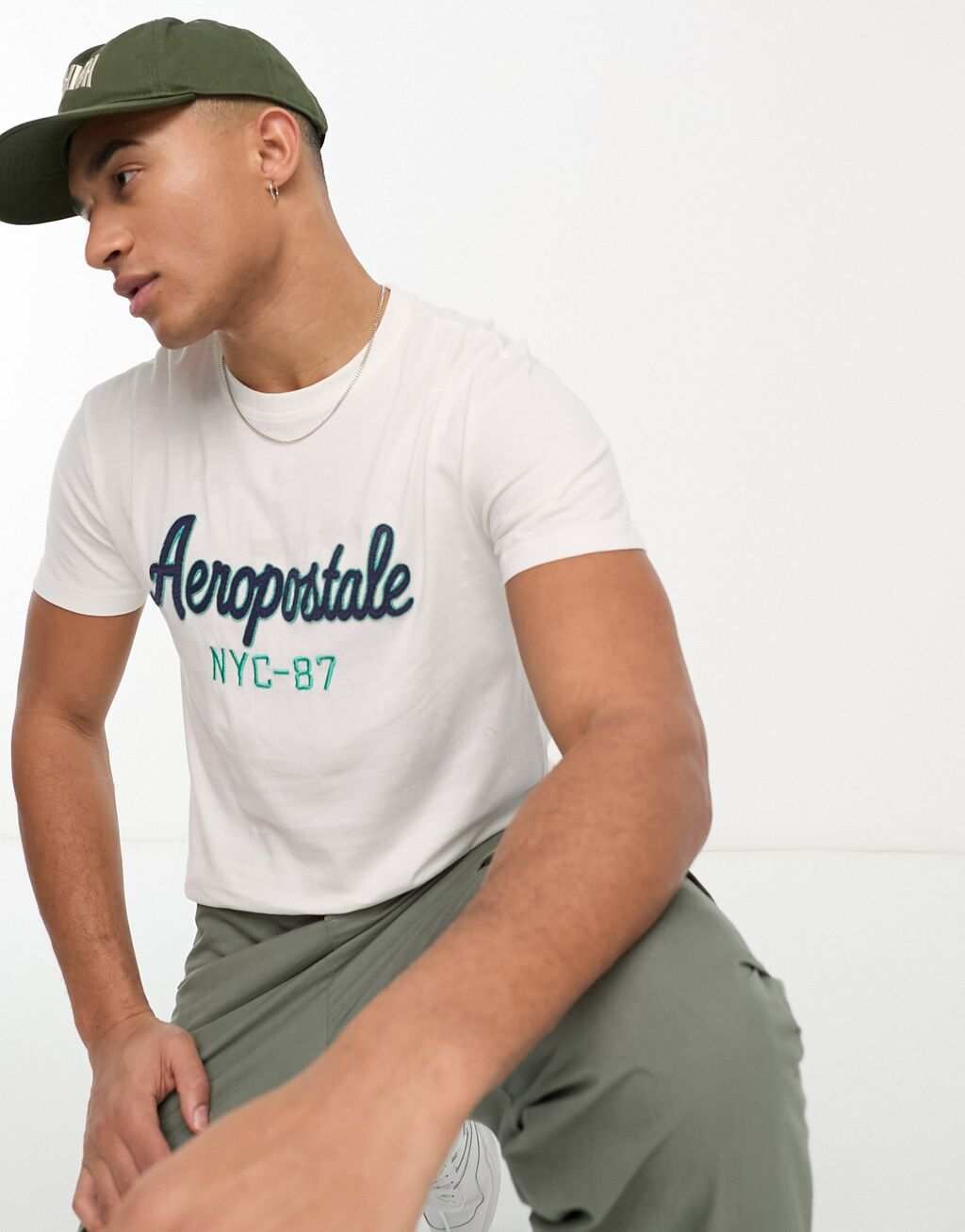 

Белая футболка Aeropostale, Белый