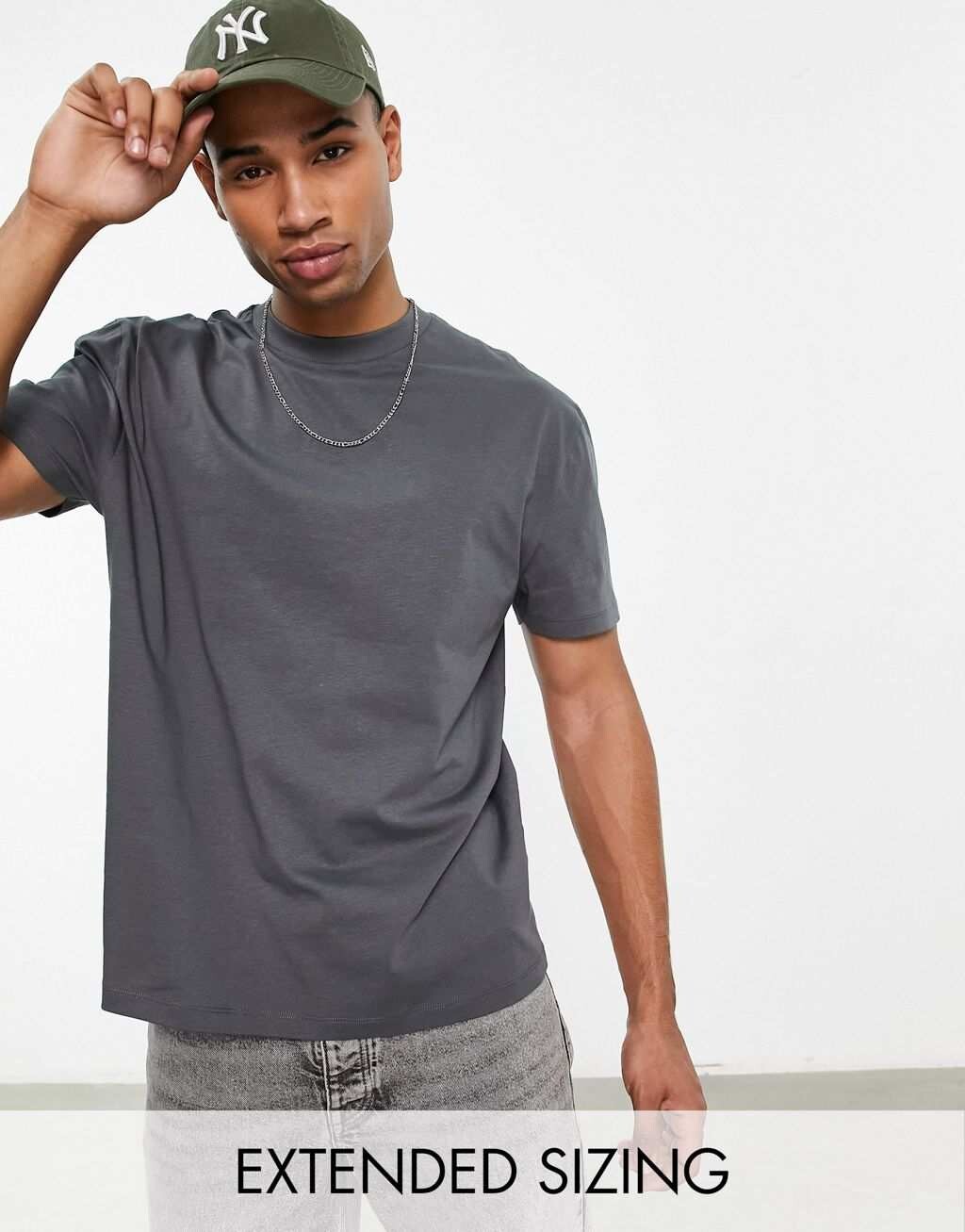

Черная футболка свободного кроя ASOS Design