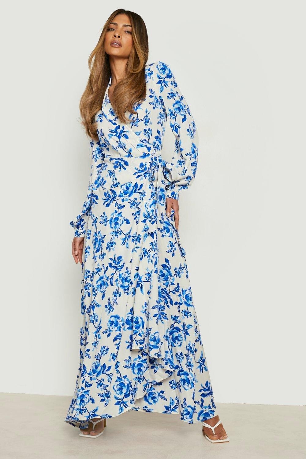 

Платье макси с поясом и цветочным запахом boohoo, белый, Синий, Платье макси с поясом и цветочным запахом boohoo, белый