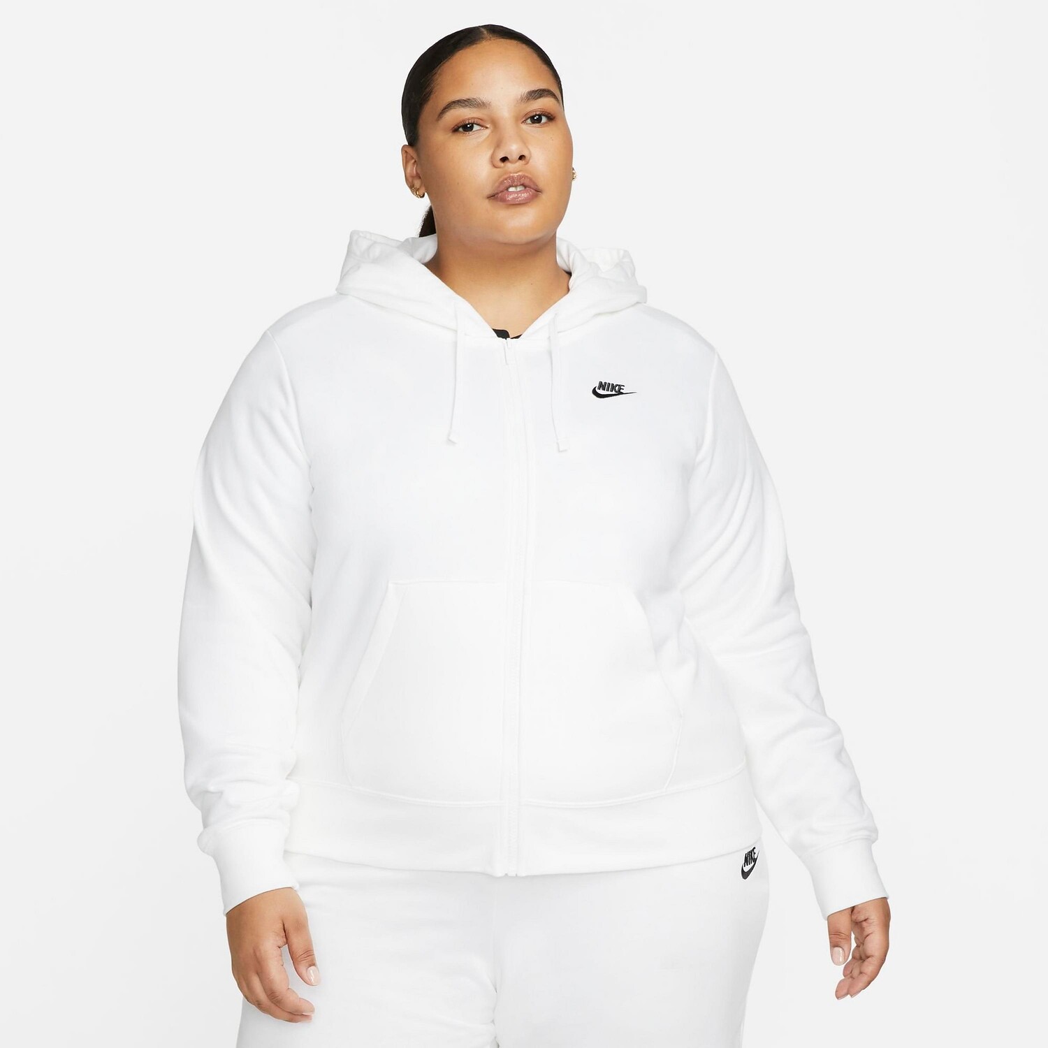 

Женская флисовая худи с молнией во всю длину Nike Sportswear Club (большие размеры), белый
