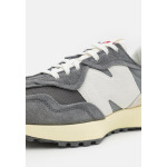 Кроссовки на шнуровке U327 UNISEX New Balance, серый - фото