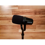 Микрофон Shure MV7 Dynamic USB Podcast Microphone - фото 2