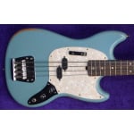 Fender Mustang Justin Meldal-Johnson Short Scale, Daphne Blue с розовым деревом Fender Mustang Justin Meldal- Short Scale, with Rosewood - фото