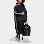 Женская стеганая куртка Adidas Originals, цвет Black - фото 6