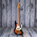 Басс гитара Fender Player Plus Jazz Bass, 3-Color Sunburst - фото 4