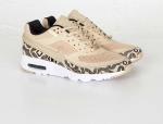 Nike air max bw ultra london top