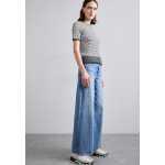 Джинсы свободного кроя SOFIE CROP HIGH STRETCH rag & bone, синий деним - фото 5