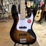 Squier Affinity Series Jazz Bass 3-Color Sunburst с кленовой накладкой - фото