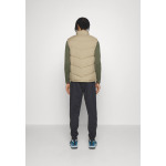 Жилет Jack & Jones Jor Vesterbro Bodywarmer, кориандр - фото 3