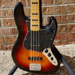 Басс гитара Fender Classic Vibe '70s Jazz Bass Maple Fingerboard 3-Color Sunburst - фото