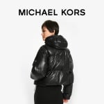 Куртка-пуховик короткая женская Michael Kors с капюшоном, черный - фото 3