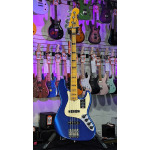 Басс гитара Fender American Ultra Jazz Bass - Cobra Blue with Maple Fingerboard - фото 3