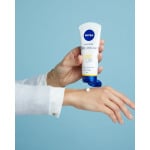 Крем для рук против морщин 100мл Nivea, Q10 3in1 Anti-Age Hand Cream - фото 2