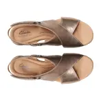 Сандалии Giselle Loop Sandal Clarks, цвет bronzemetallic - фото 4