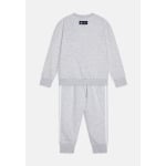 Спортивный костюм DISNEY PEGASUS CREW UNISEX SET adidas Originals, цвет Mottled Light Grey - фото 2