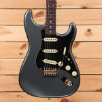 Электрогитара Fender Custom Shop Limited 1965 Dual-Mag Stratocaster Journeyman Relic - Faded/Aged Charcoal Frost Metallic - CZ571255 - PLEK'd - фото 2