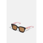 Солнцезащитные очки Gg Cat-Eye Square Sunglasses Gucci, цвет black/pink/brown - фото