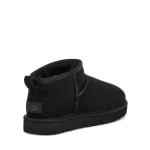 Угги Women's Classic Ultra Mini Shearling UGG, черный - фото 8