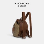 Рюкзак женский Coach Outlet Pace с логотипом, хаки - фото 3