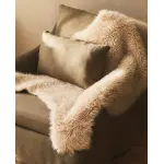 Длинный плед из искусственного меха Zara Home, экрю - фото