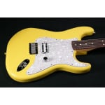 Электрогитара Fender Limited Edition Tom Delonge Stratocaster, Rosewood Fingerboard, Graffiti Yellow 466 - фото