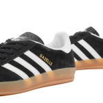 Кроссовки Adidas Gazelle Indoor, цвет Core Black, White & Gum - фото 3