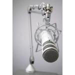 Динамический микрофон RODE Podcaster USB Microphone - фото 3