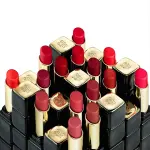 Сияющая матовая помада Kisskiss Tender Matte Guerlain, цвет desire red - фото 7