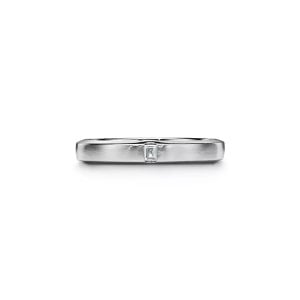 Кольцо Tiffany & Co Charles Tiffany Setting Satin Finish, платина/бриллианты