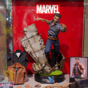 Фигурка Hot Toys X-men: Days Of Future Past Wolverine (1973 Version) 1:6 Scale Deluxe Version (Regular Edition) MMS660