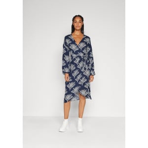 Летнее платье Vianja V-Neck Dress VILA, цвет navy blazer/white leaves