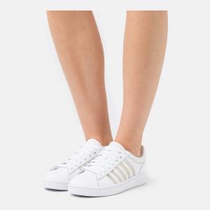 K shop swiss court