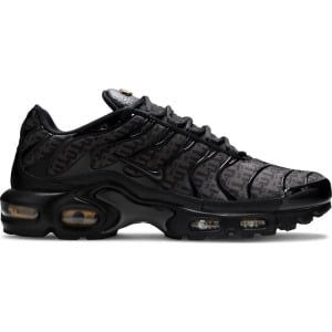 Кроссовки Nike Air Max Plus 'Black', черный