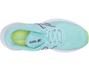 New balance ventr top