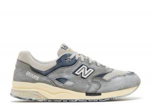 New balance classic clearance 1600