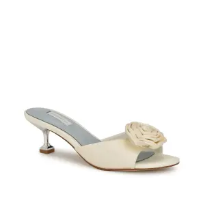 Сандалии Dhalia Sandal Nine West, слоновая кость