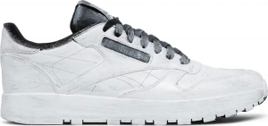 maison margiela x classic leather tabi whiteout Reebok
